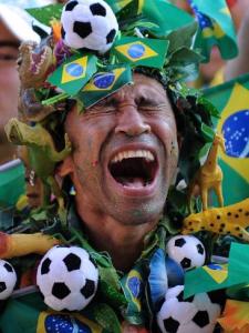 697345-brazilian-soccer-fans